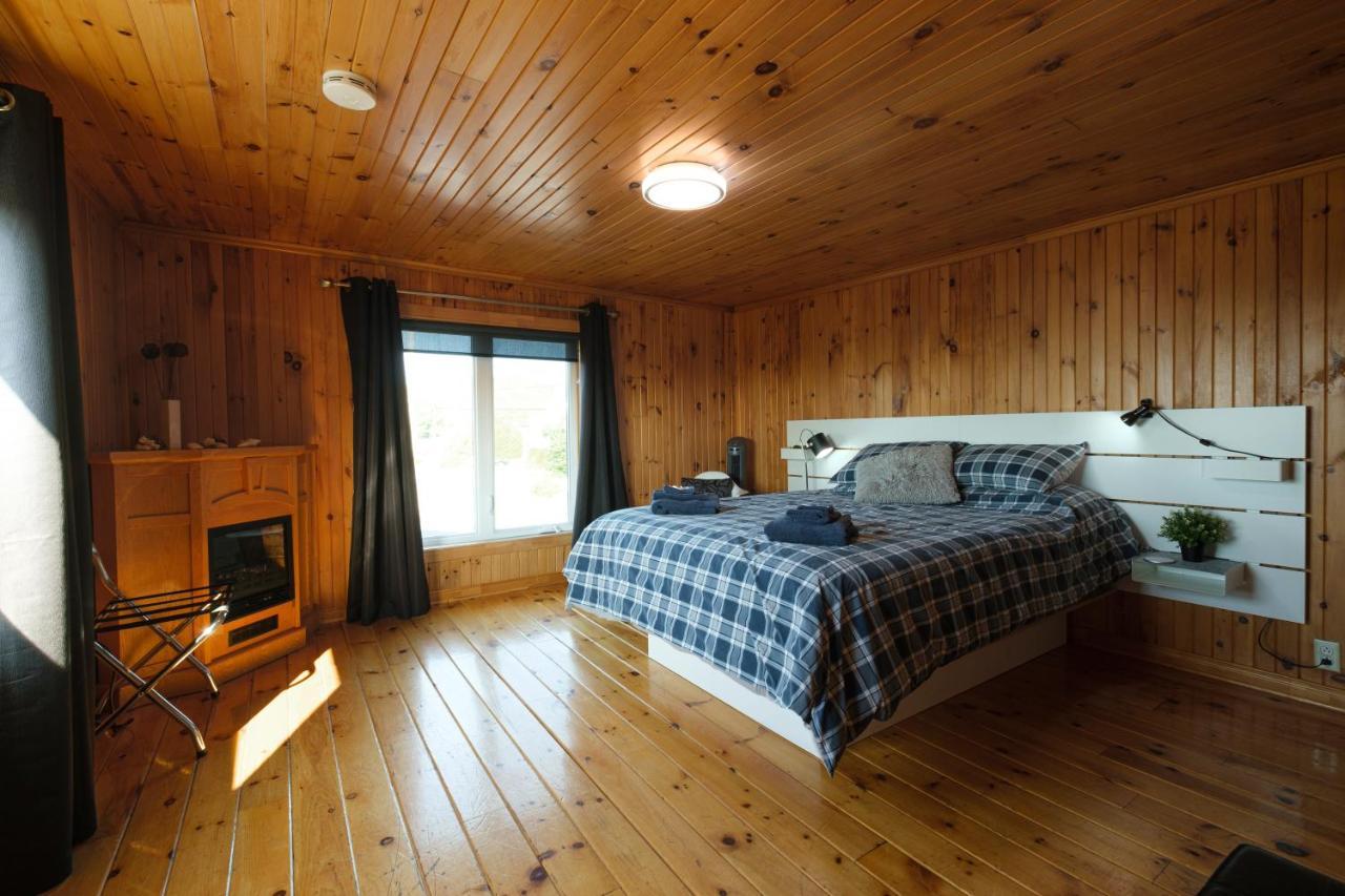 Hebergement Du Bateau Tadoussac Exteriér fotografie